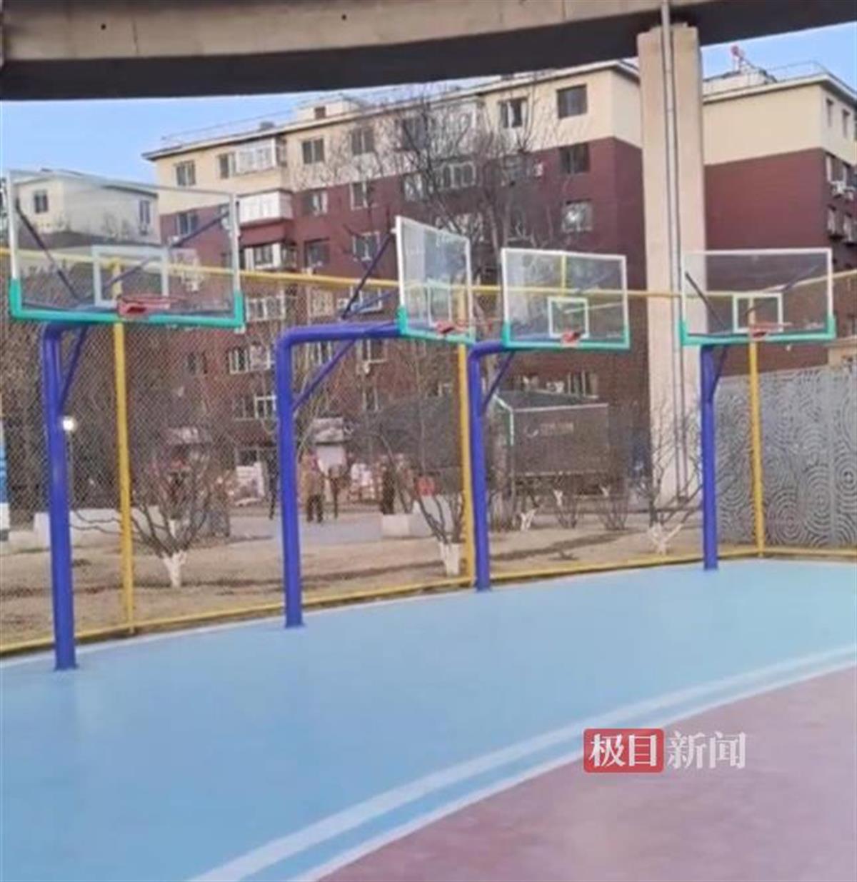篮球架网友质疑设计不合理：投篮专用澳门新