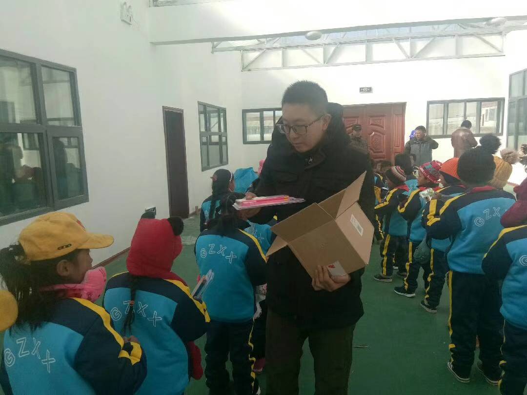 · 十年公益实践对生命意义的破题报告新葡京娱乐城我的人生我做主 特别策划(图7)