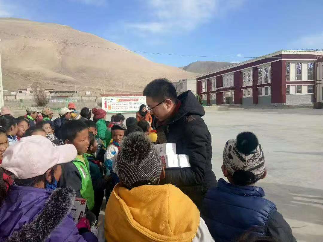 · 十年公益实践对生命意义的破题报告新葡京娱乐城我的人生我做主 特别策划(图29)